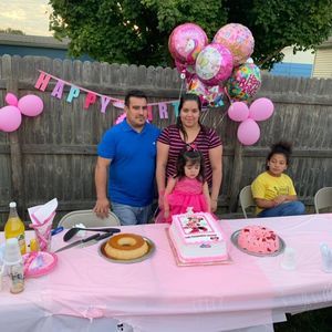 Meet your Posher, Alma